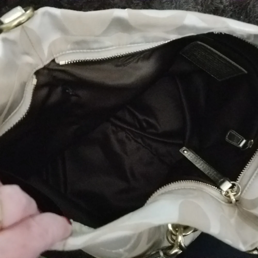 Coach Cream and Gold Signature Shoulder Bag with Slouchy Silhouette - Picture 4 of 11